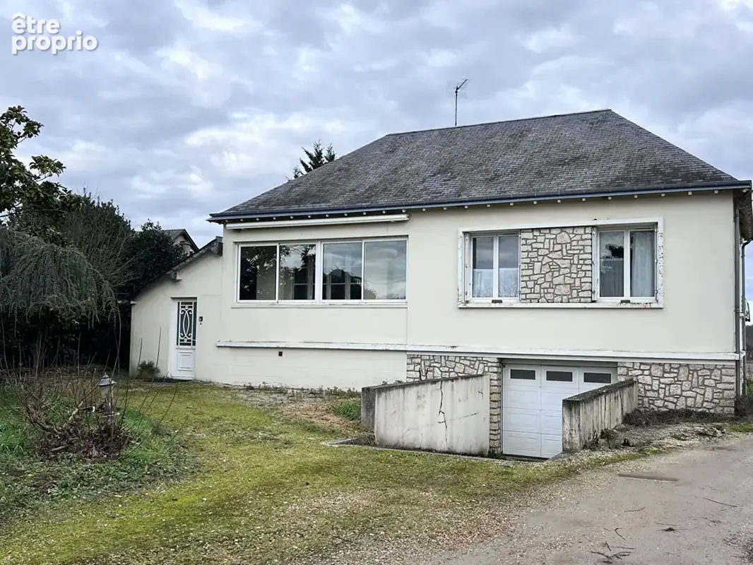 Maison à SAINT-OUEN-LES-VIGNES
