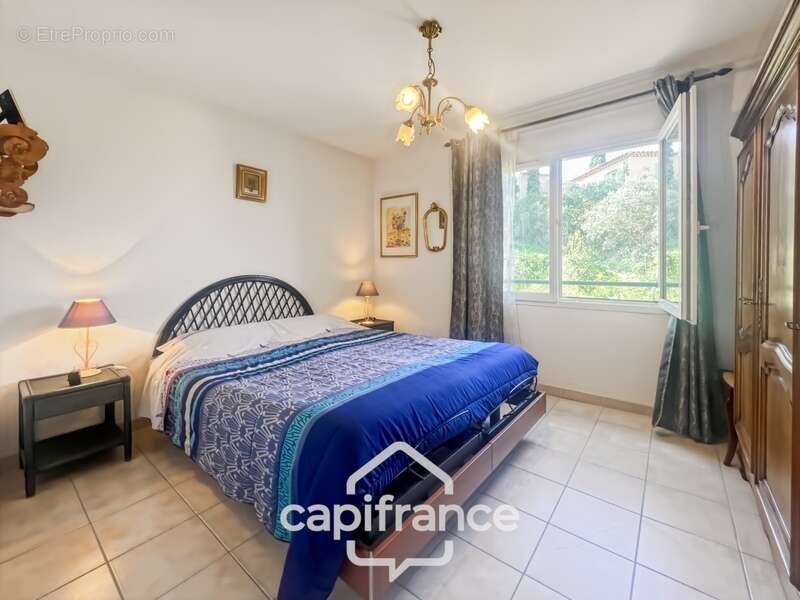 Appartement à HYERES