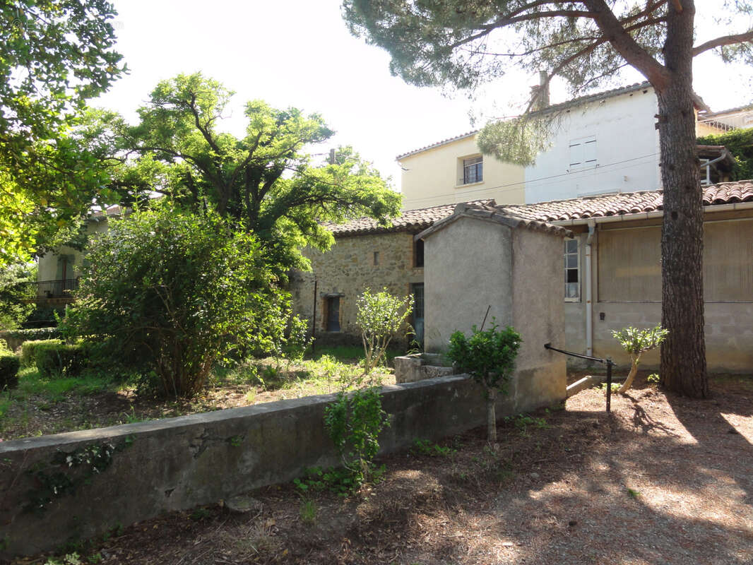 Maison à LES MAGES