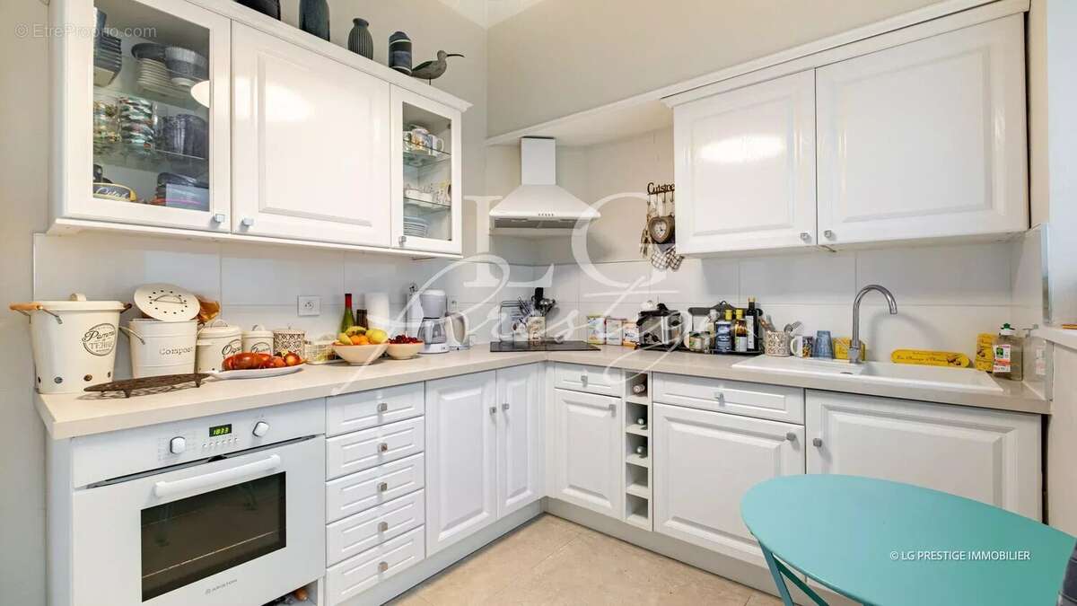 Appartement à MANDELIEU-LA-NAPOULE