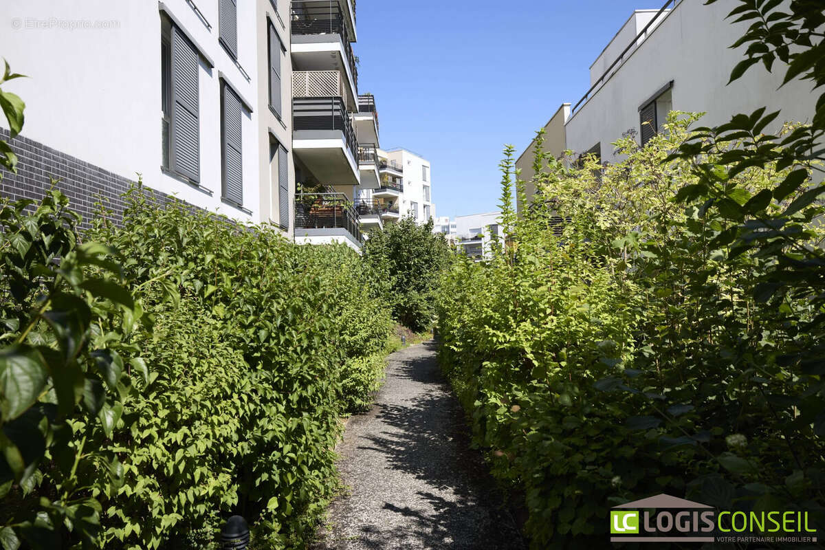 Appartement à BAGNEUX