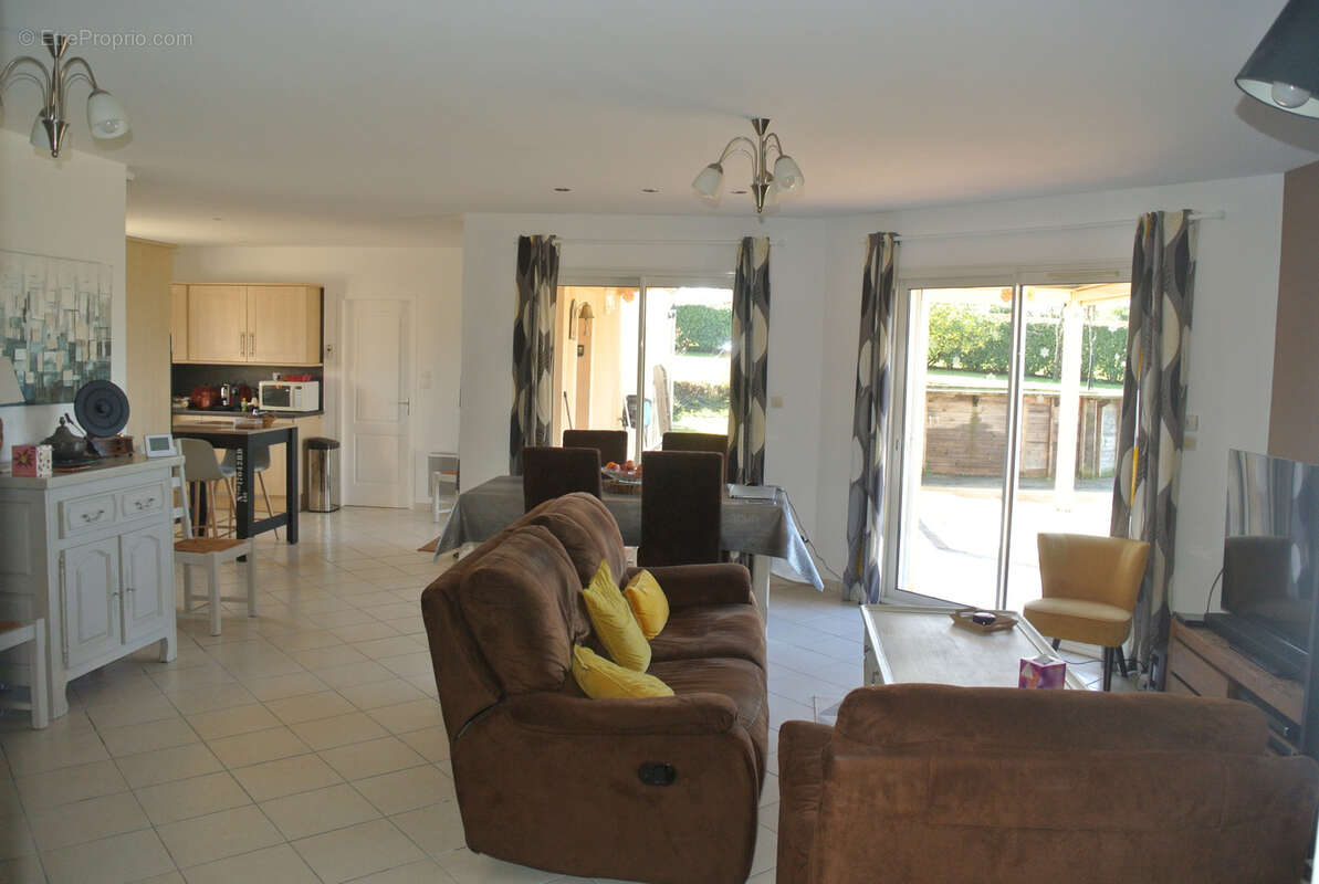 Maison à MIRAMONT-DE-GUYENNE