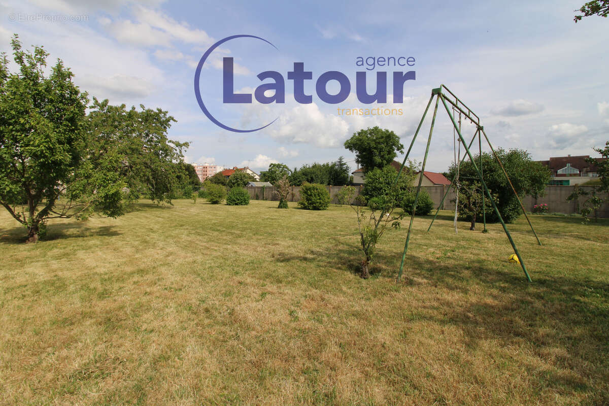 Terrain à DREUX