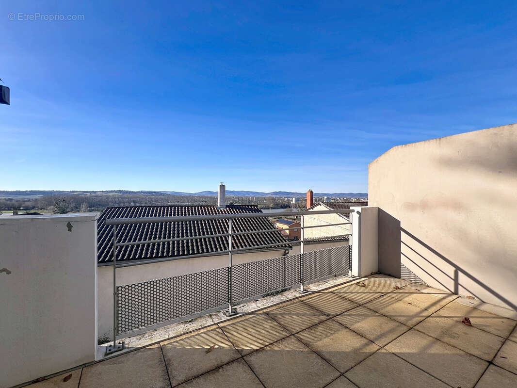 Appartement à JASSANS-RIOTTIER