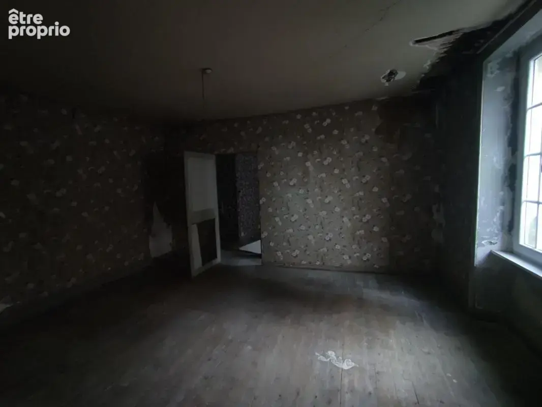 local commercial + habitation - photo 11