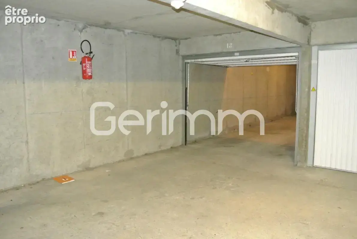 Vente - Appartement - 2 pièces + cuisine - 79 m² - 265 000 € - - photo 10