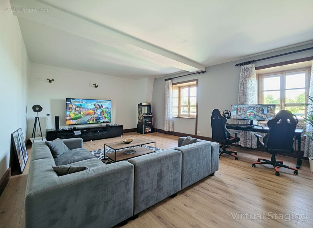 Maison à SAINT-MARCELLIN-EN-FOREZ