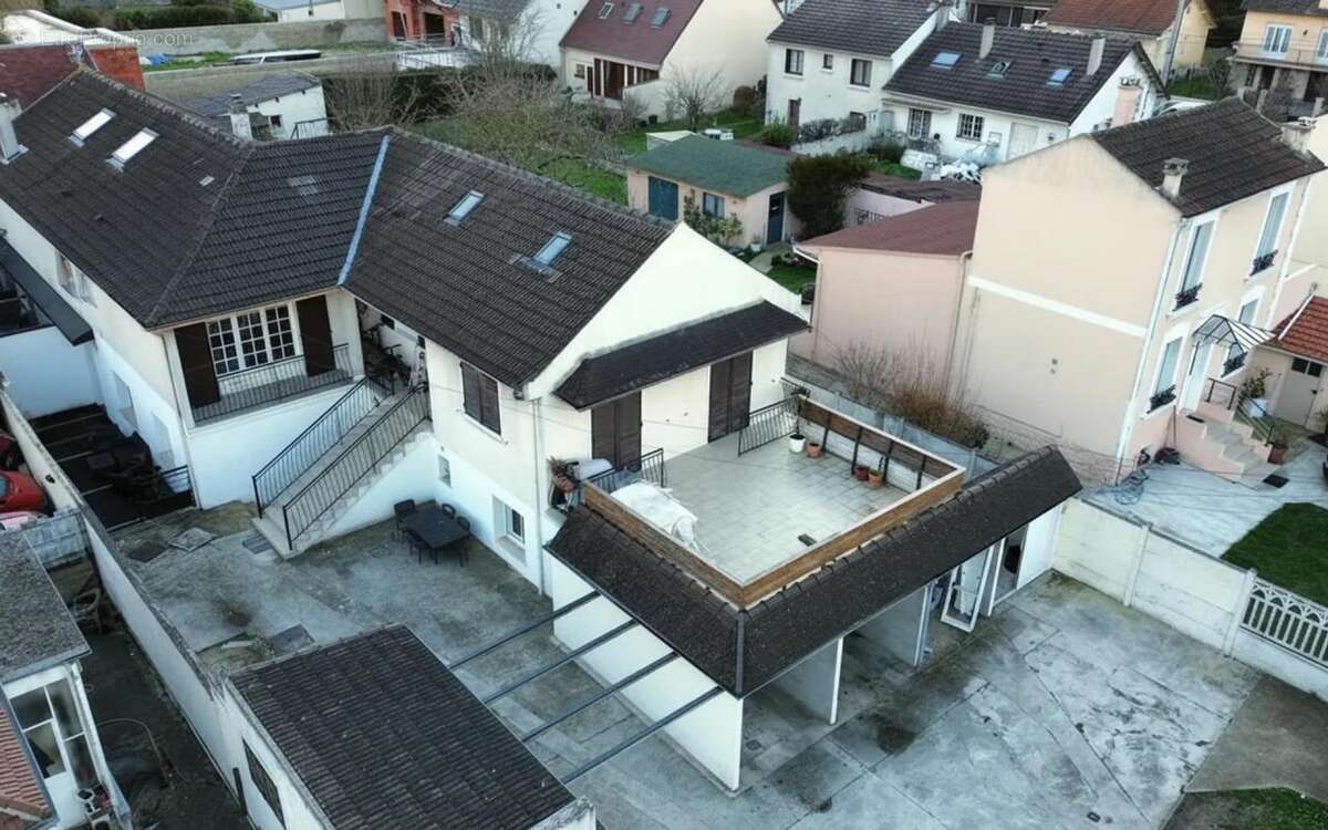 Appartement à CHELLES