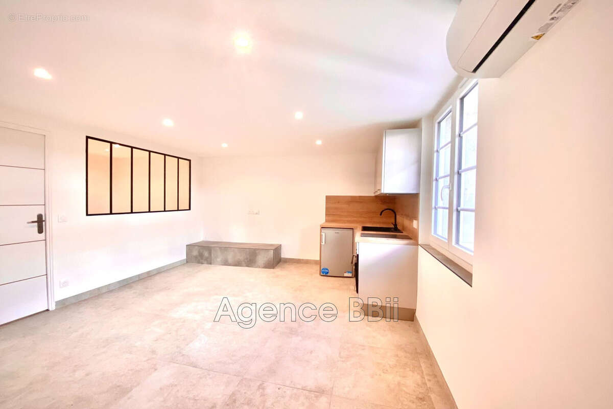 Appartement à VALBONNE