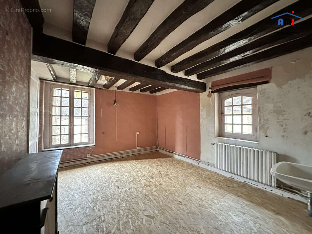 Maison à LONGNY-AU-PERCHE