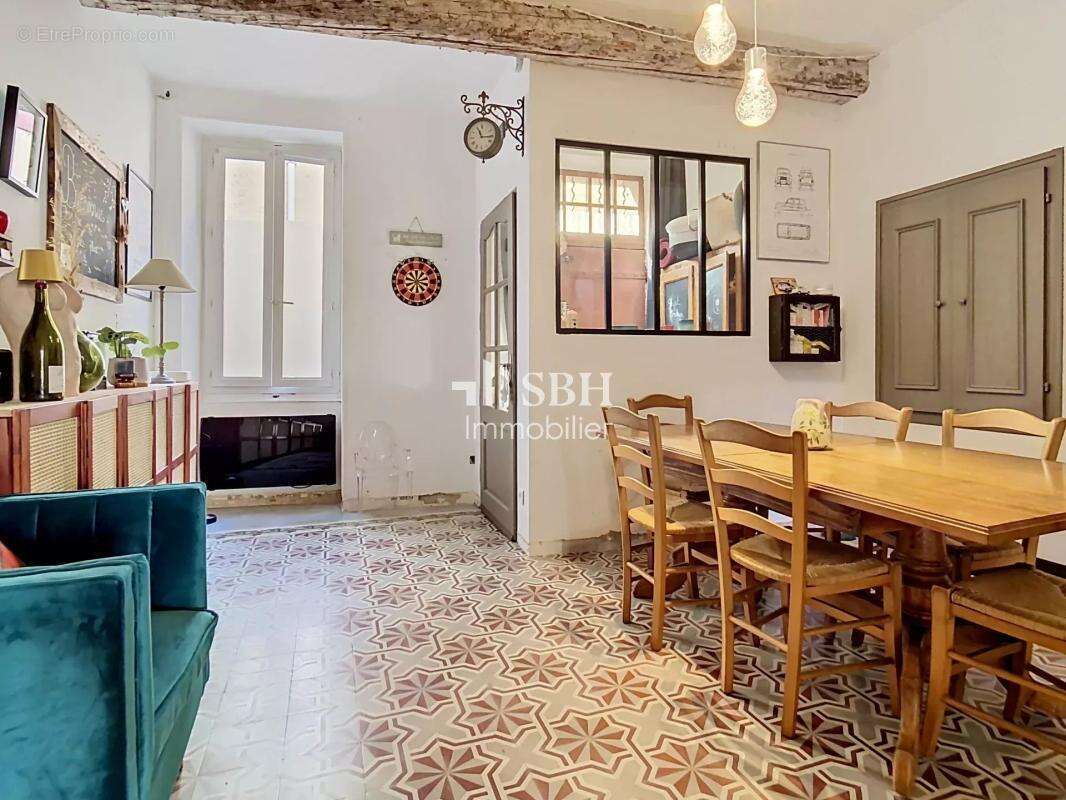 Maison à CAROMB