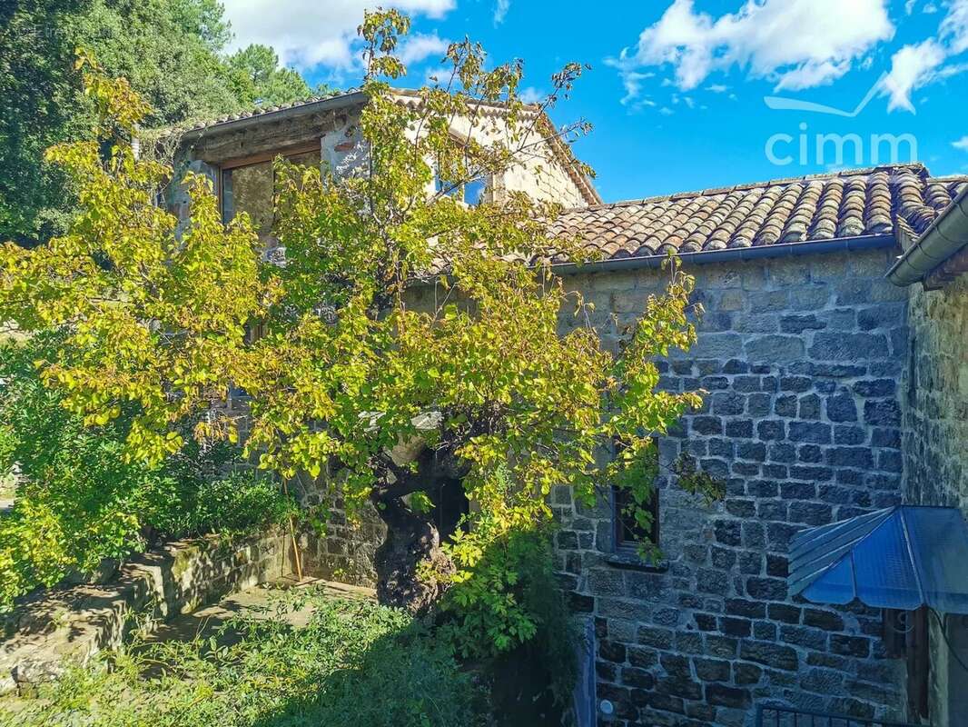 Maison à SAINT-ANDRE-LACHAMP