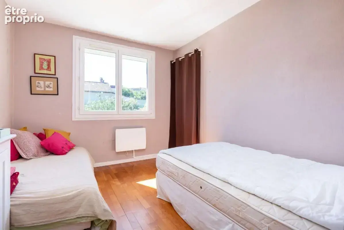 Maison 5 pièces 114 m² à vendre à Meyzieu (69330) - photo 7