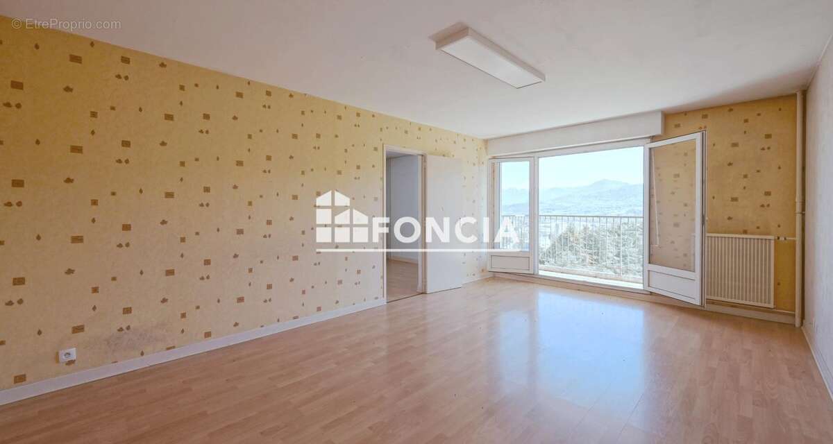 Appartement à MONTMELIAN