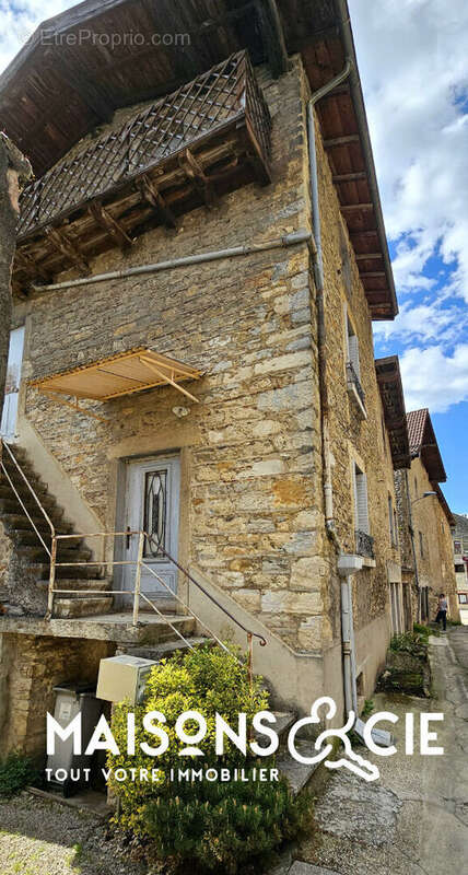 Maison à SAINT-SORLIN-EN-BUGEY