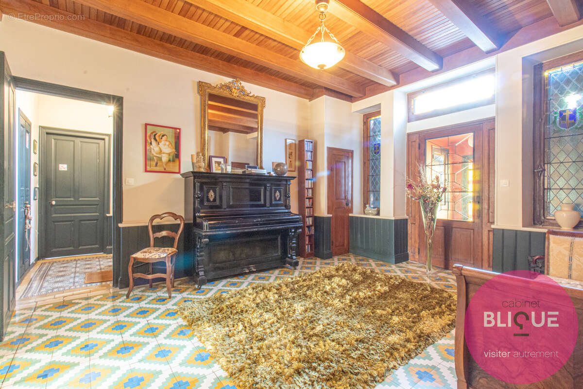 Maison à DOMEVRE-SUR-VEZOUZE