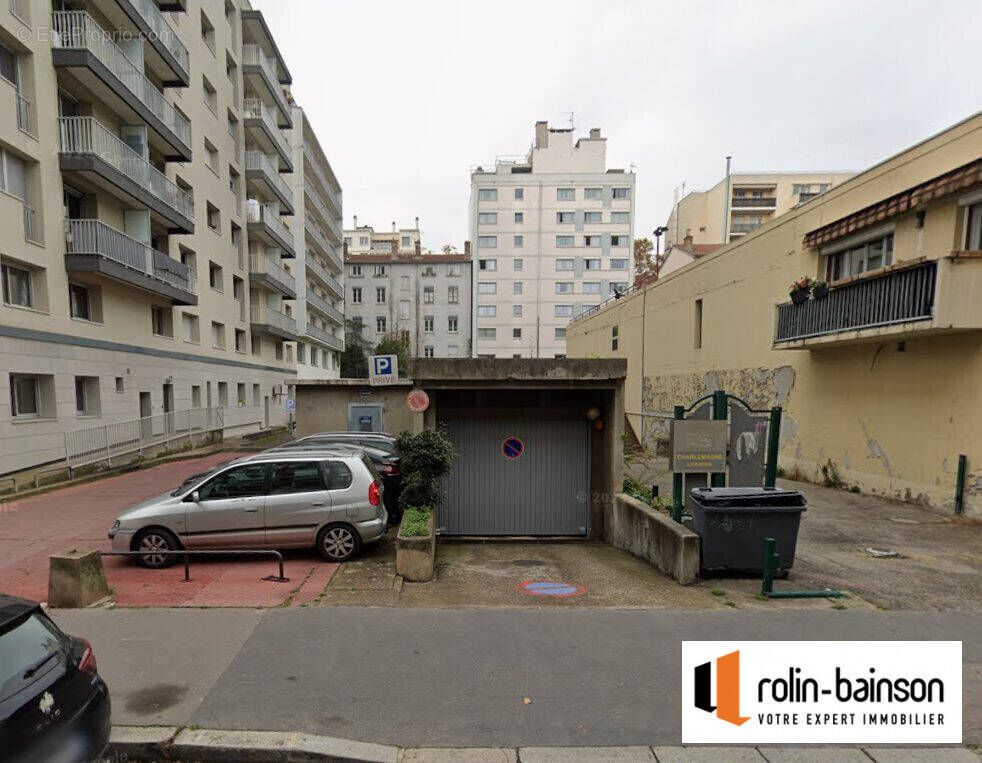 Parking à LYON-2E