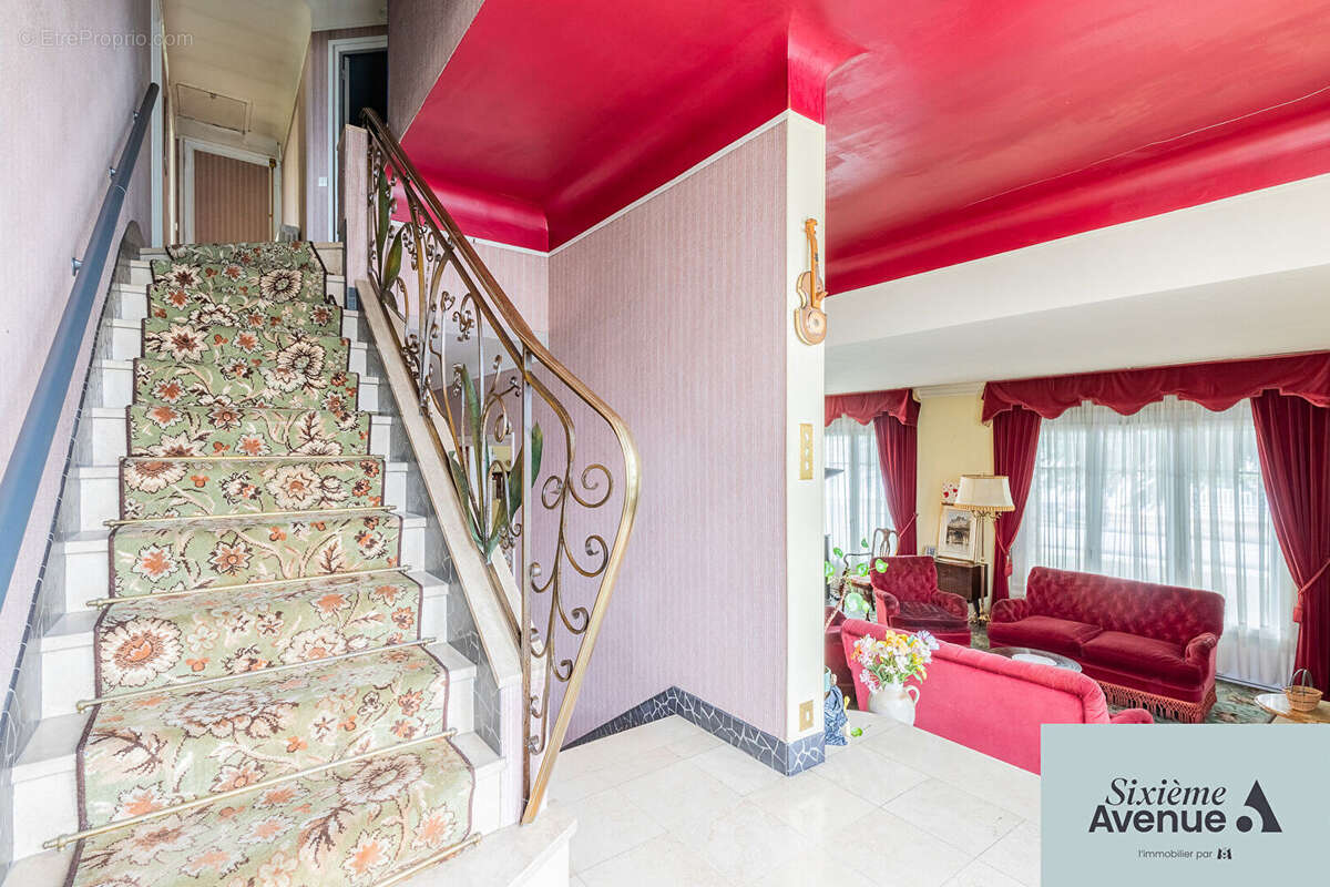 Maison à SAVIGNY-SUR-ORGE