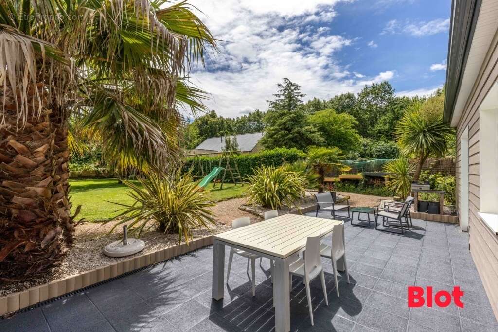 Maison 133 m² à Crevin  - photo 3