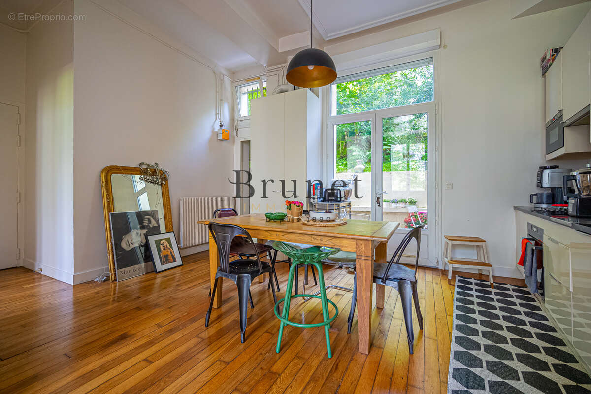 Appartement à SAINT-MAUR-DES-FOSSES