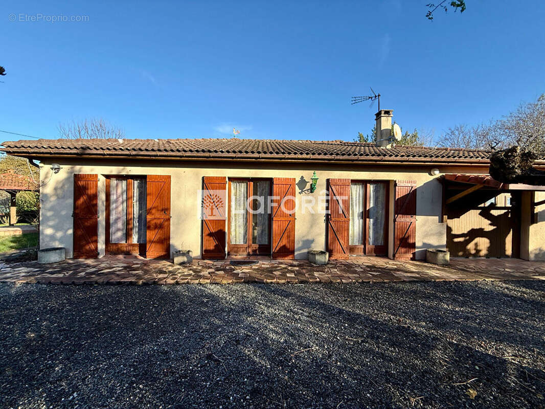 Maison à PUYBARBAN