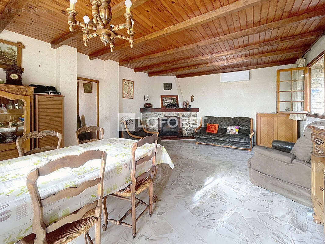 Maison à LA VALETTE-DU-VAR