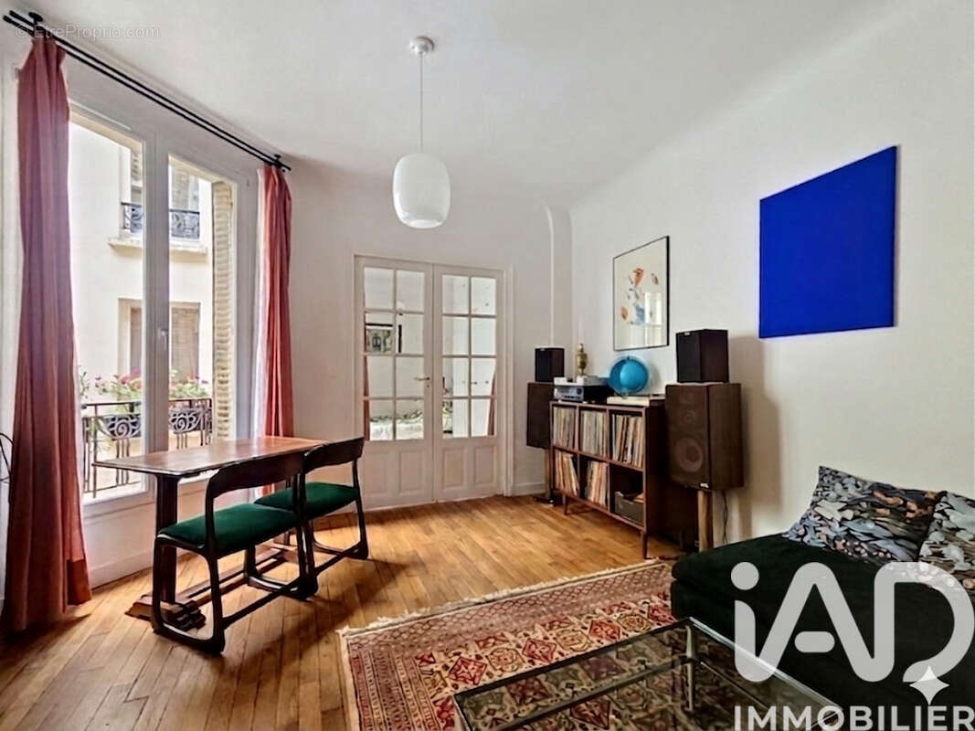 Photo 3 - Appartement à PARIS-19E