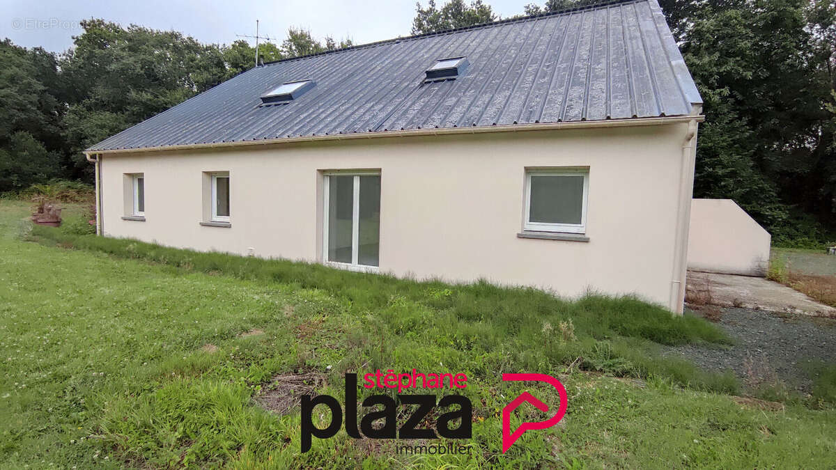 Maison à POULDREUZIC