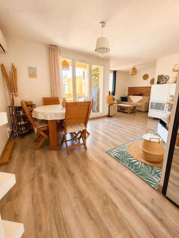 Photo 2 - Appartement à HYERES