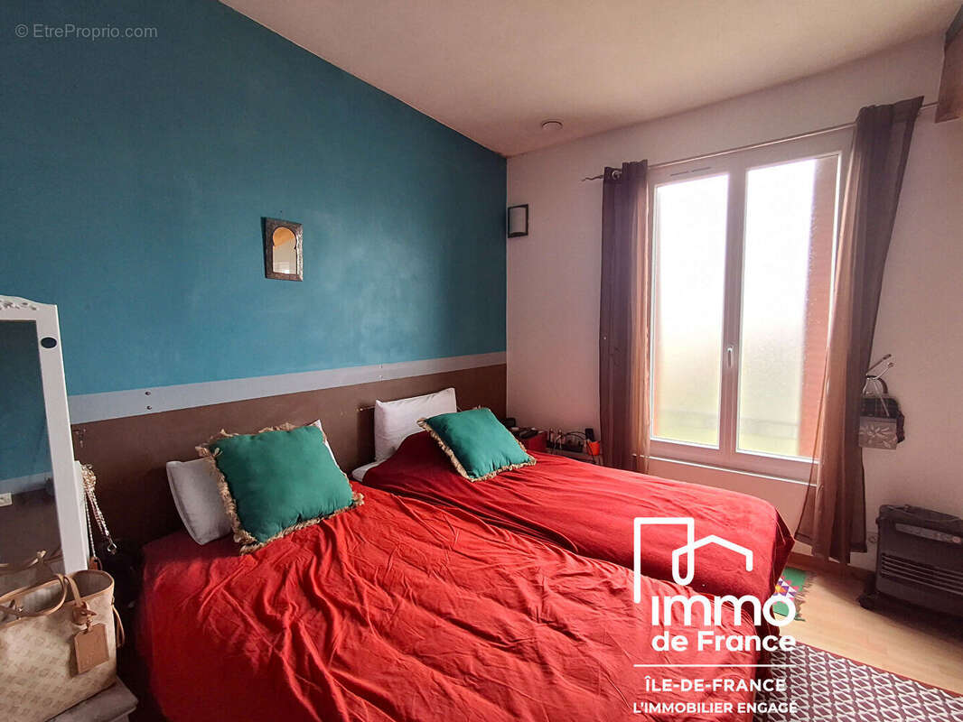 Maison à FRENEUSE