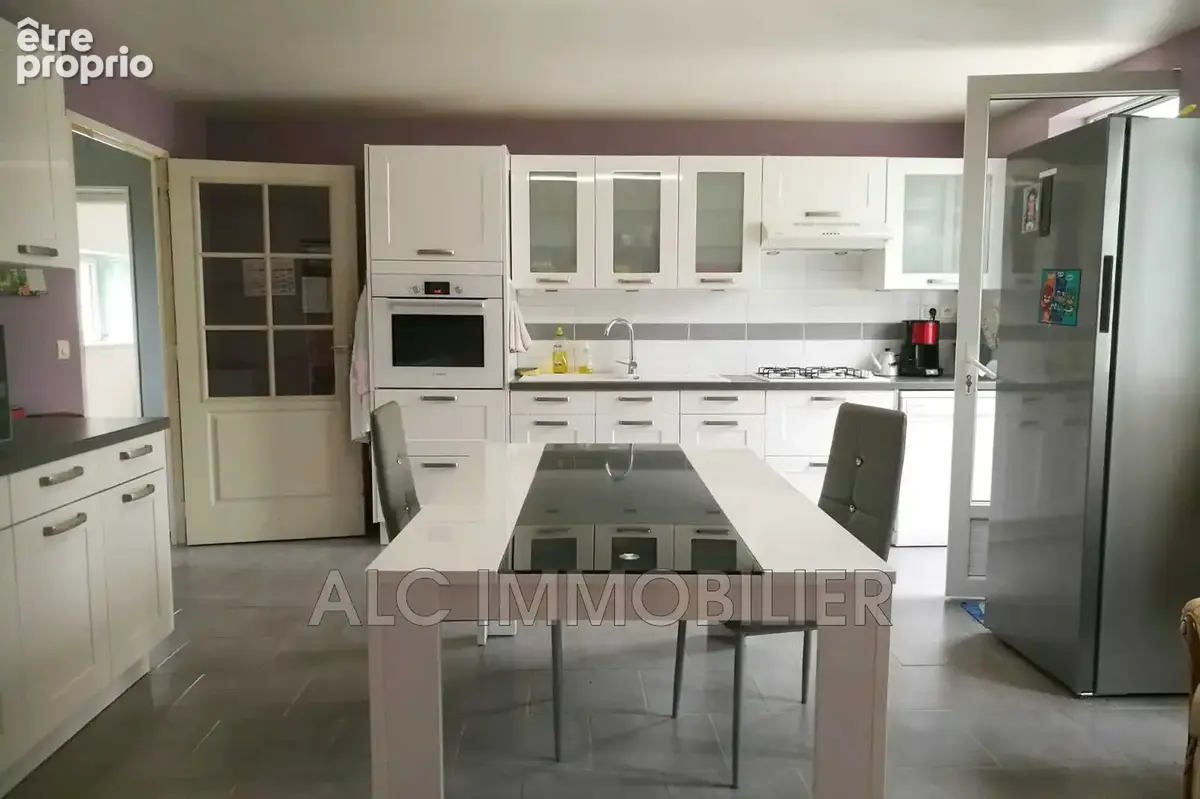 Maison 5 pièces 140 m² à vendre à Hauterive (61250) - photo 3