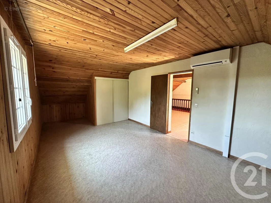 Maison 139 m² à Orthez  - photo 10