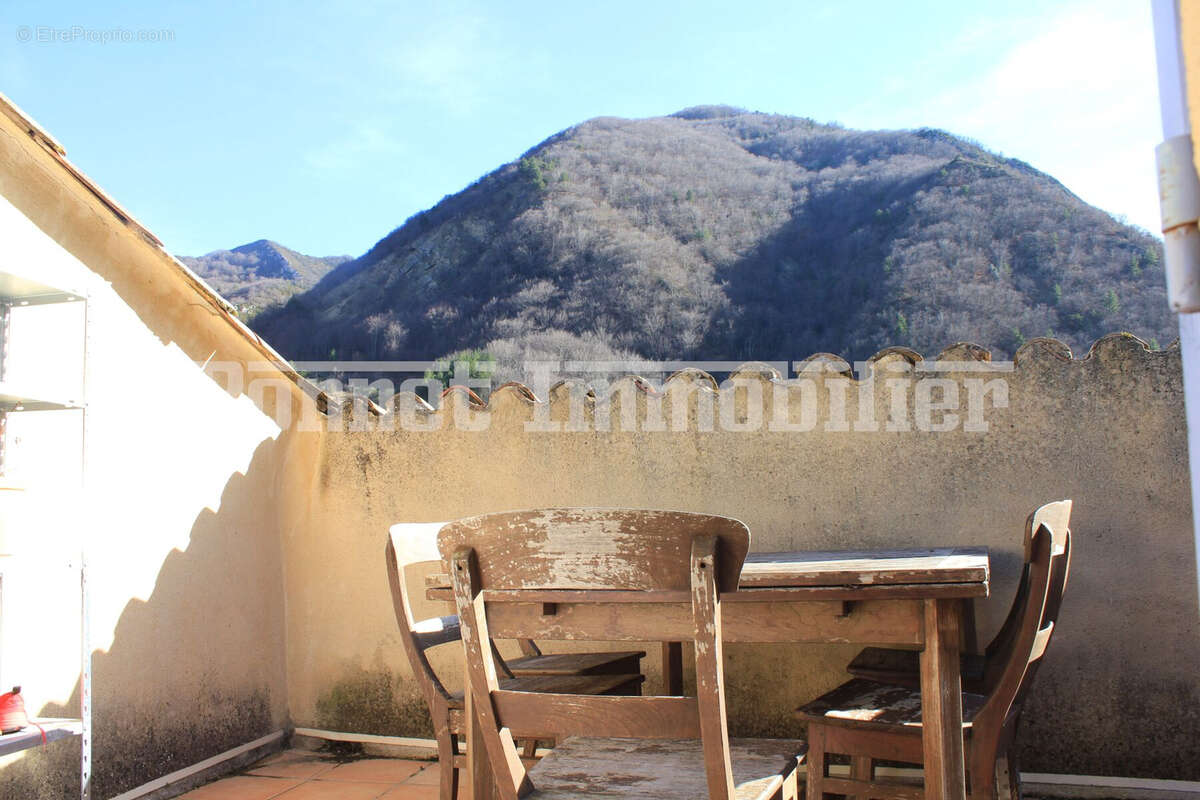 Maison à CHAUDEBONNE