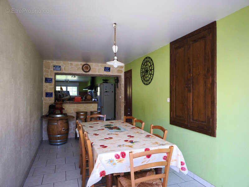 Maison à MAUZE-SUR-LE-MIGNON