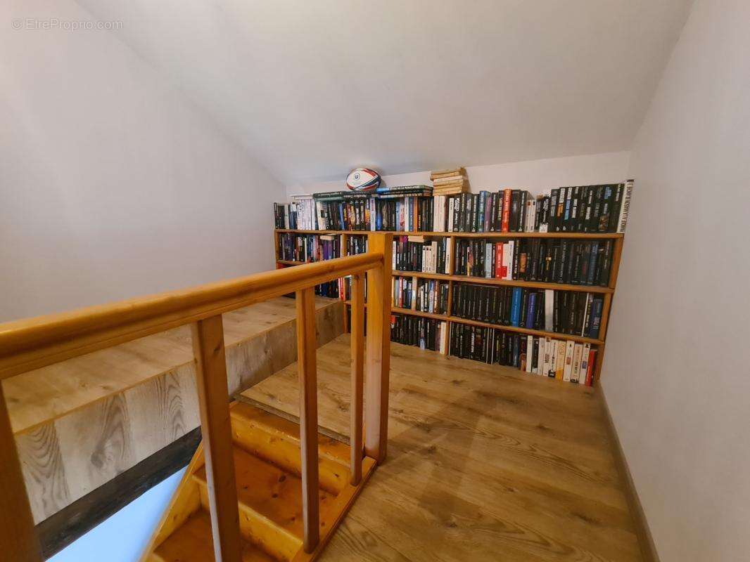 Maison 5 pces, 100 m² – Grange 85 m² – Terrain 5 250 m² dont parcelle constructible – Châteauneuf-la-Forêt - photo 8
