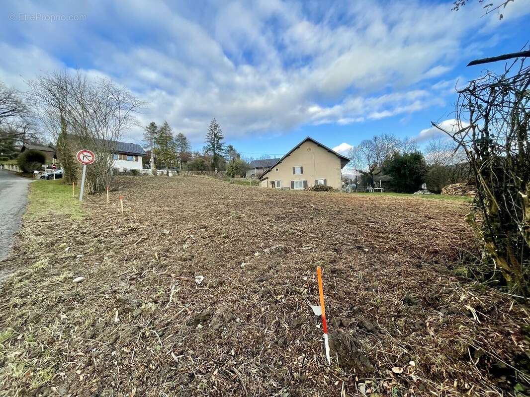 Terrain à MARLIOZ