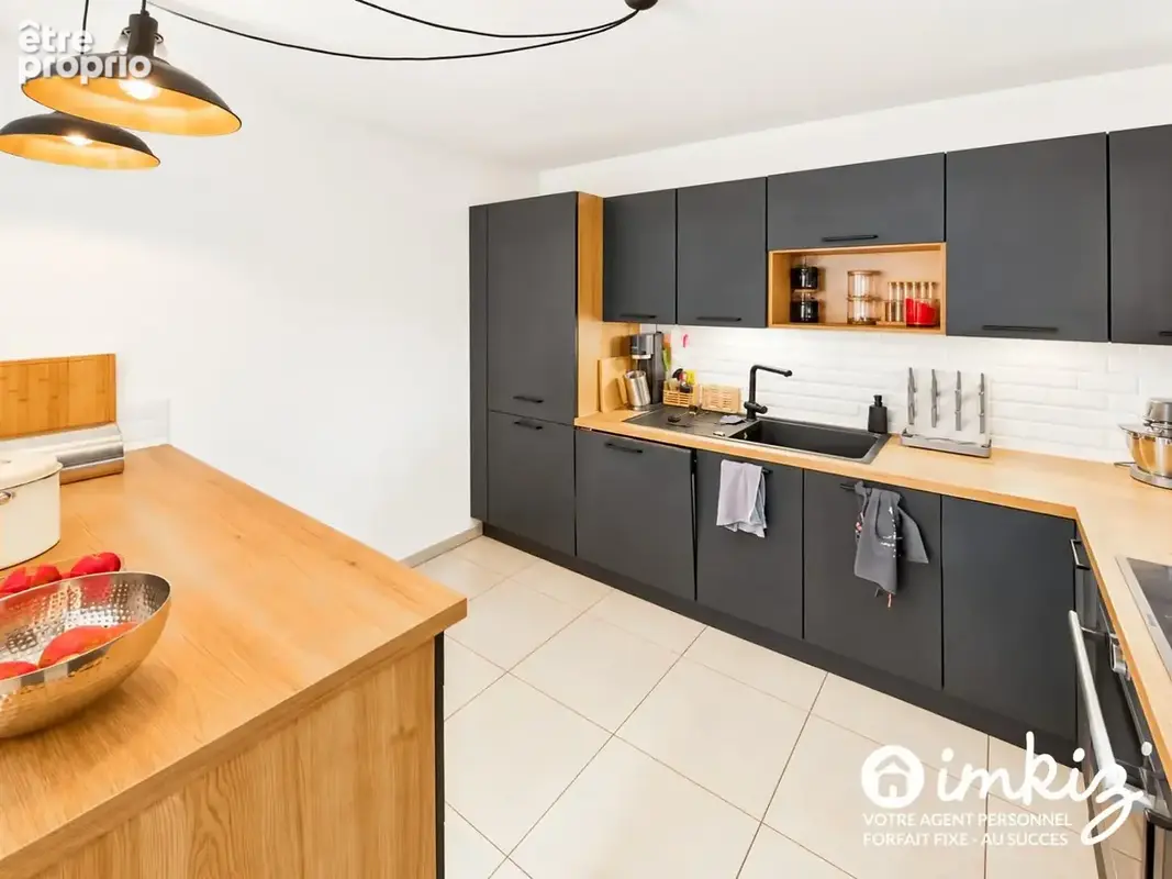 T4 récent de 75 m² avec jardin, terrasse et garage - photo 4