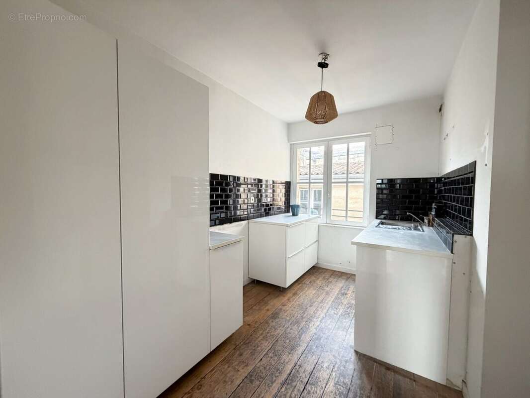Appartement à BORDEAUX