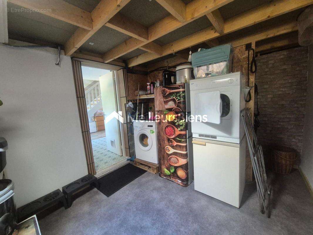 Maison mitoyenne de 80m², 4 pièces, 2 chambres sur un terrain de 354m² - photo 4