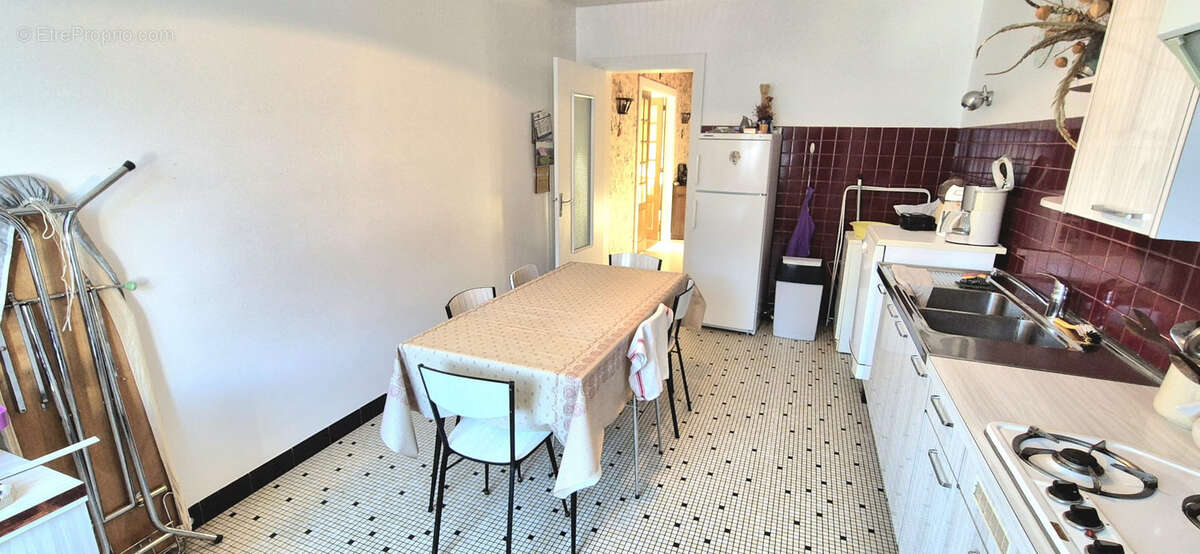 Appartement à LES GRAS
