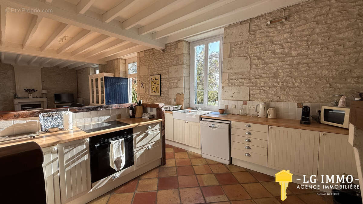 Maison à MORTAGNE-SUR-GIRONDE