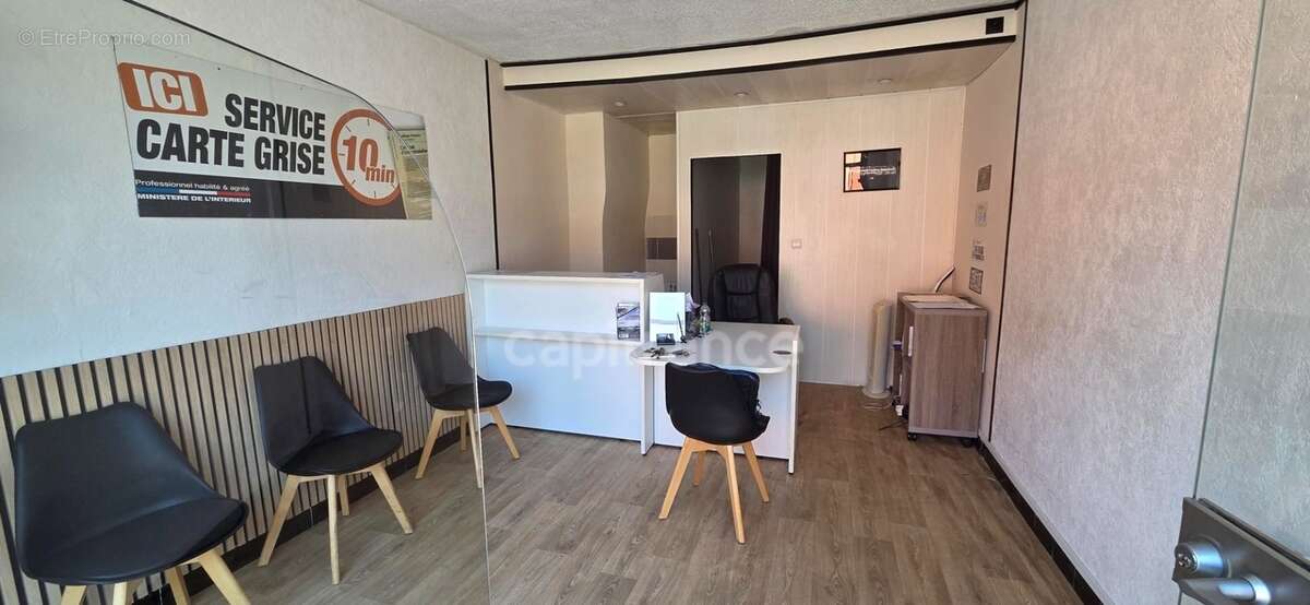 Immeuble de rapport – Local commercial et studio loués + plateau à aménager – Fort potentiel investisseur - photo 2
