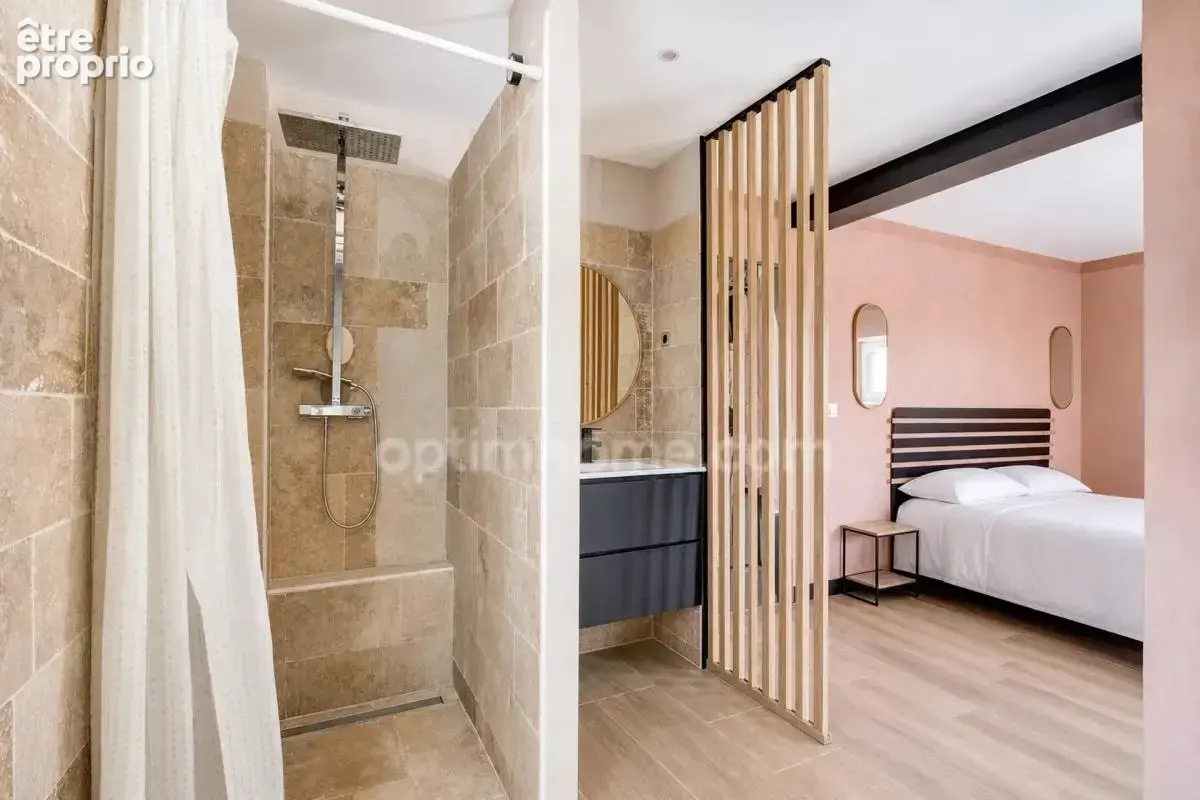 Maison à vendre à Pierre-Bénite (69600) – 136 m², 6 pièces, 4 chambres, piscine et jacuzzi - photo 8