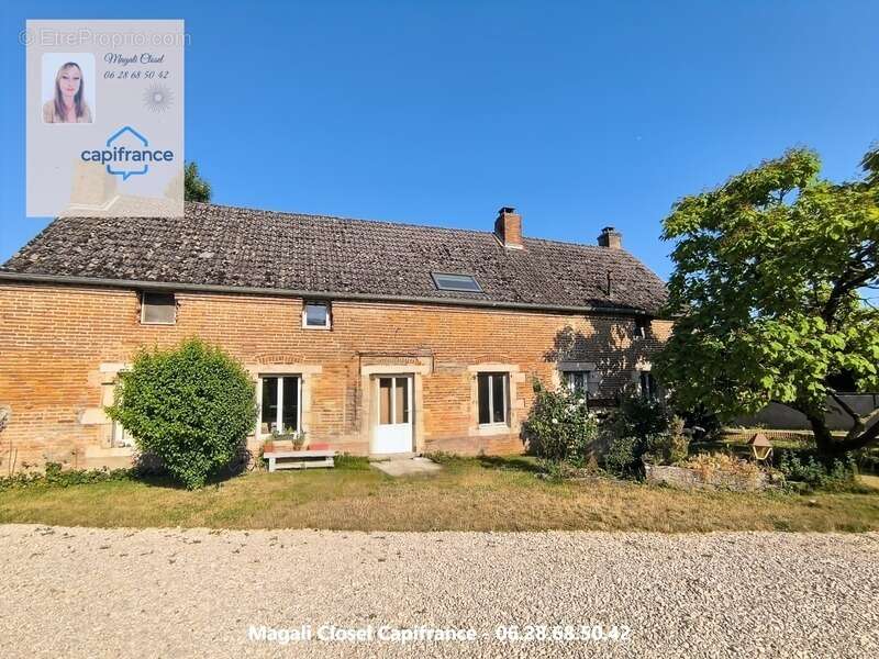 Bel ensemble immobilier de caractère sur près de 3 hectares. Maison, dépendances et Boxs à chevaux - photo 2