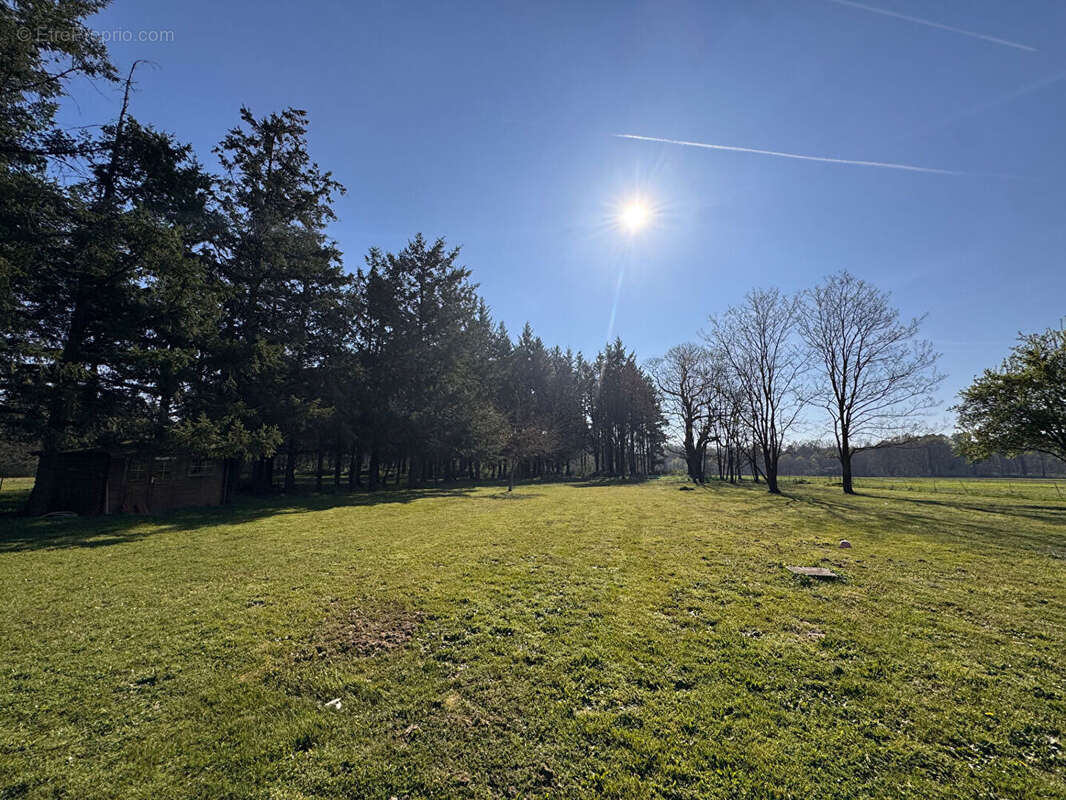 Maison à LASSAY-SUR-CROISNE