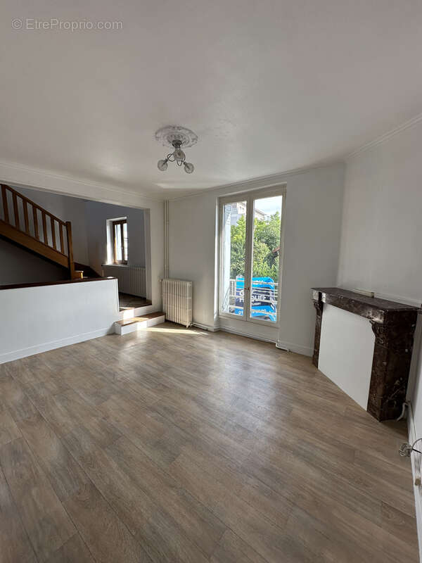 Appartement à MONTLHERY