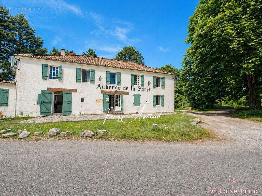 Maison à MERVENT