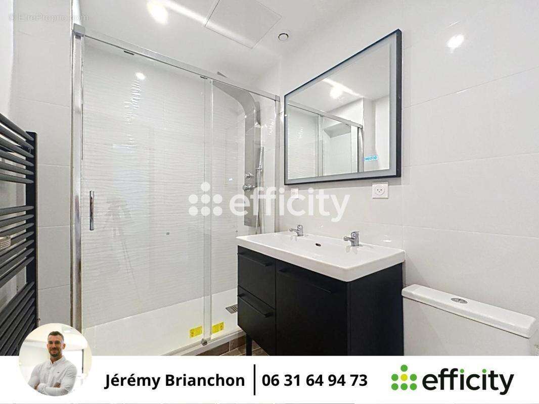 Maison à PEYROLLES-EN-PROVENCE