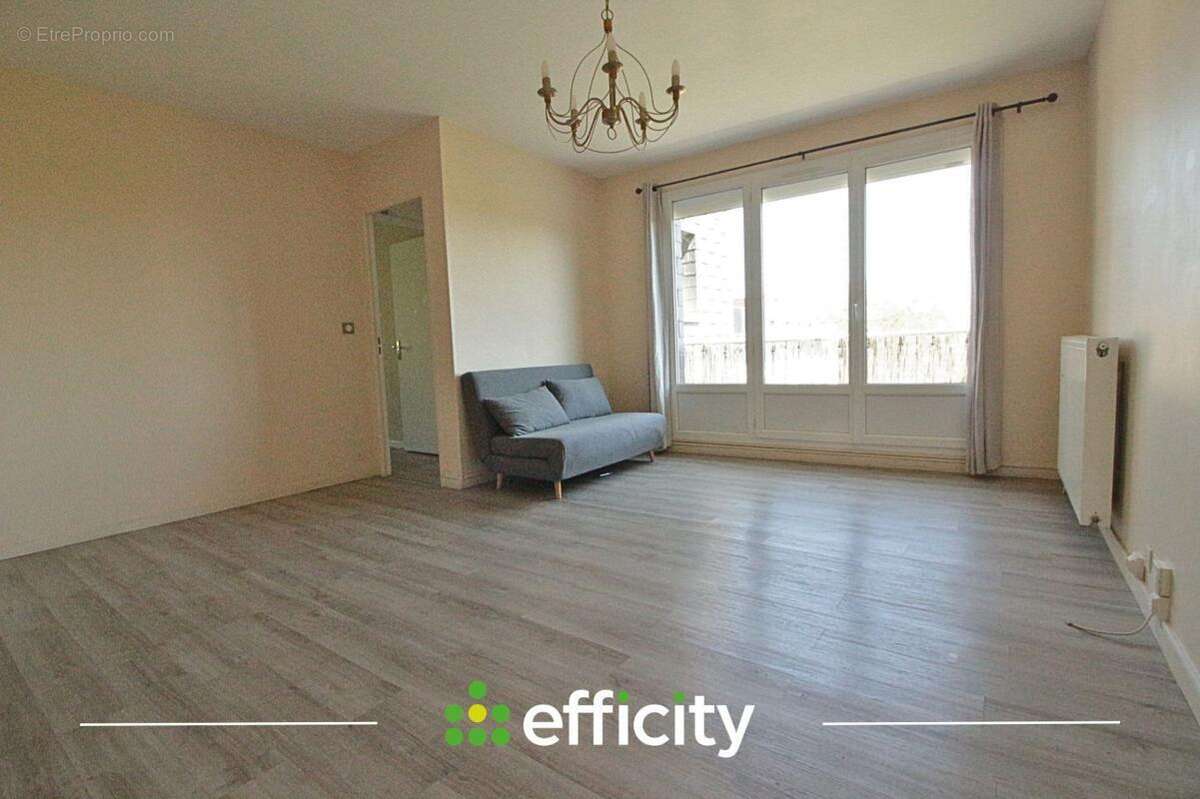 Appartement à HEROUVILLE-SAINT-CLAIR