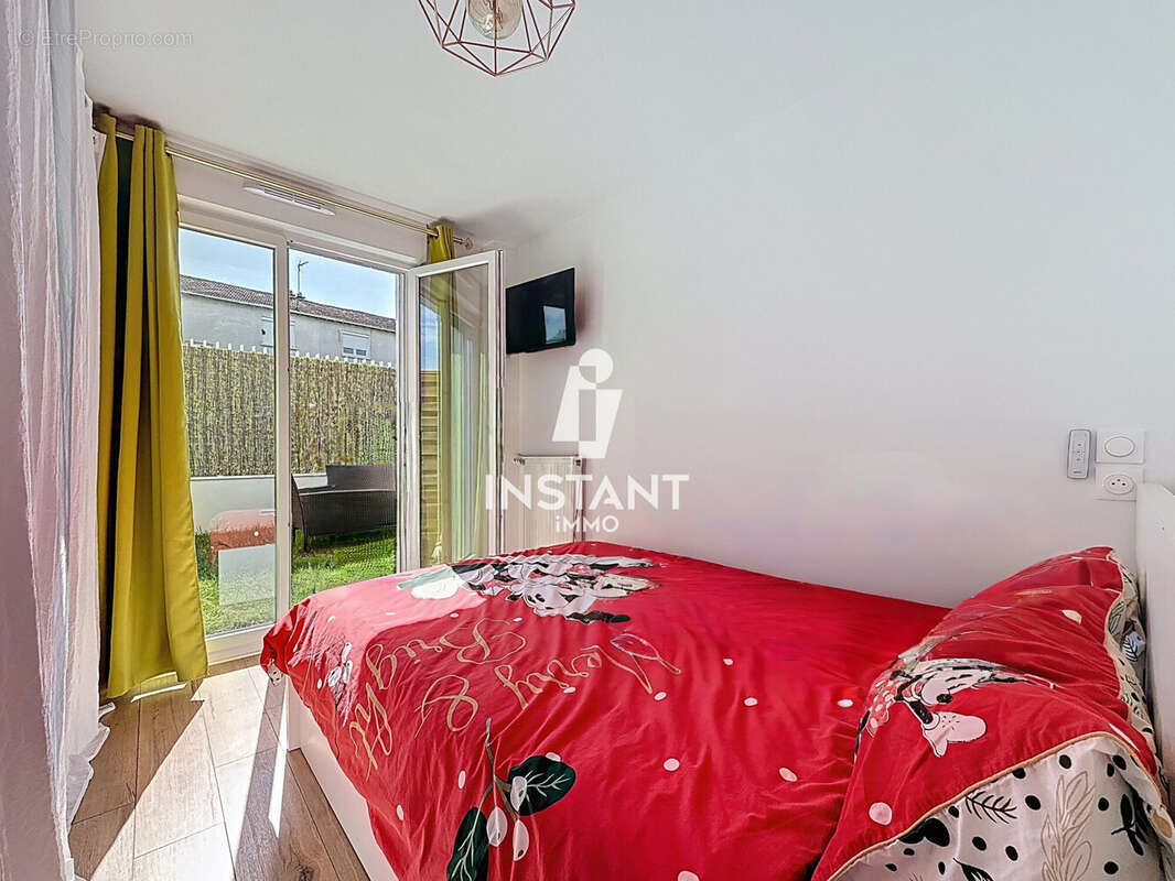 Appartement à CHENNEVIERES-SUR-MARNE